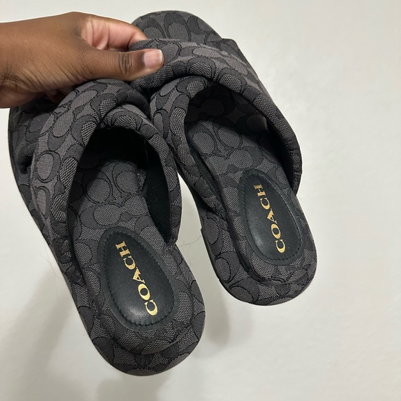 Coach platform sandal (dark grey) worn once - Picture 4 of 4